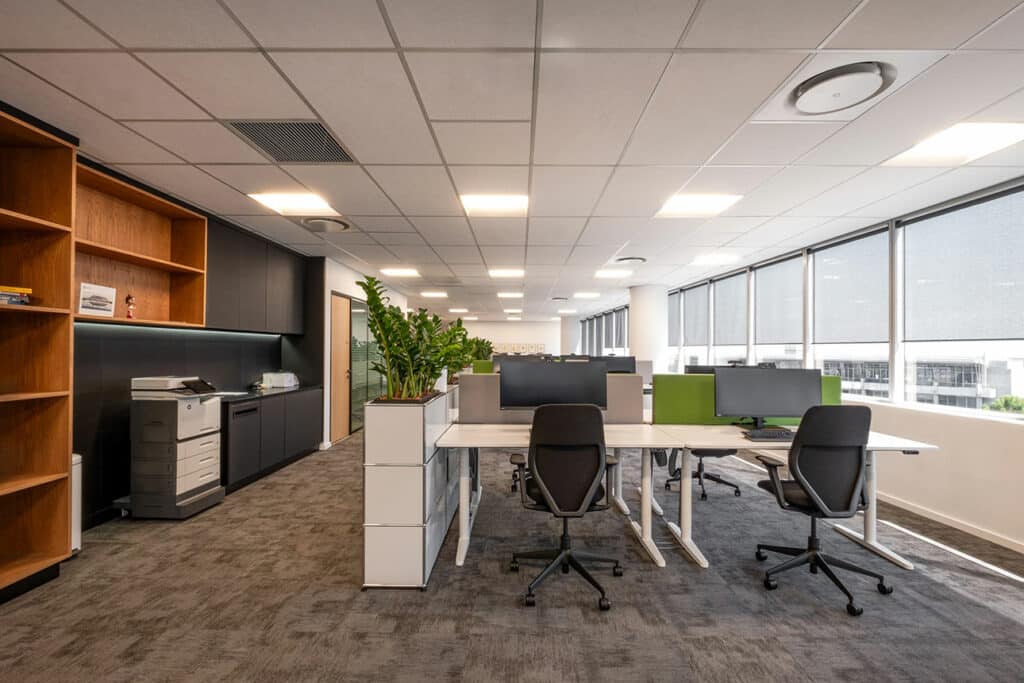 Swiss re benefits from office interior design services