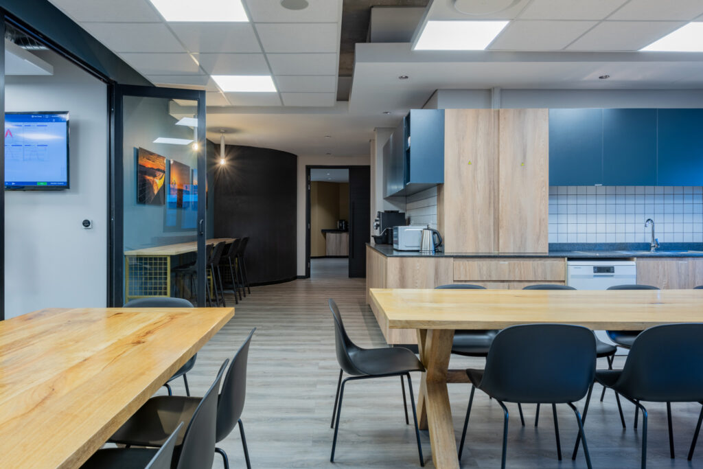 Globeleq Office Design Image 6
