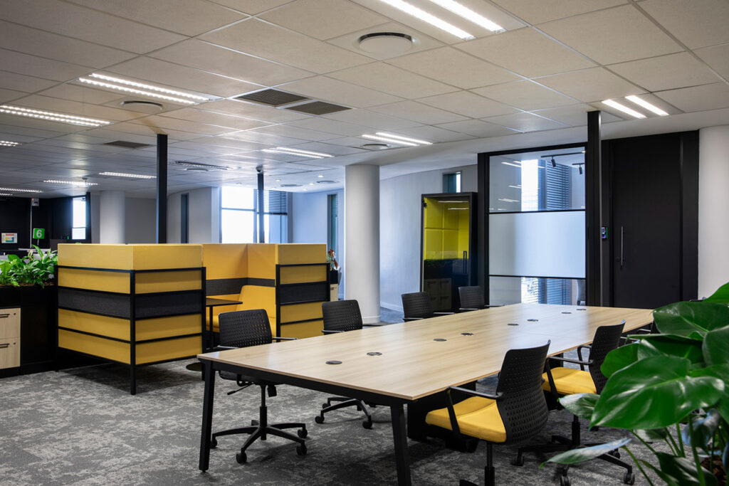 Office furniture for flexible office spaces
