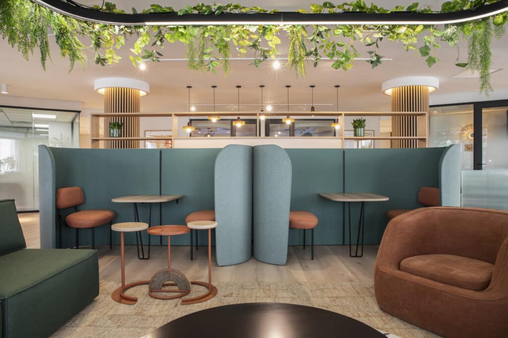 Modern turnkey interior design for Guild